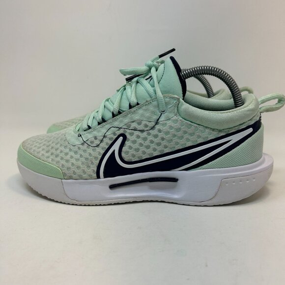 Nike Women's Court Zoom Pro Tennis Shoes Mint Foam Size 8.5 DH0990-300 - Picture 1 of 10